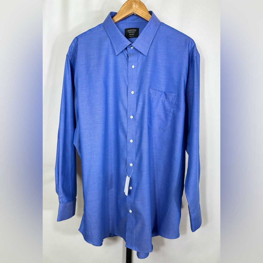 NWT Nordstrom Men’s Shop Traditional Fit Non-Iron Button-Up - Blue Sz 18.5/34-35